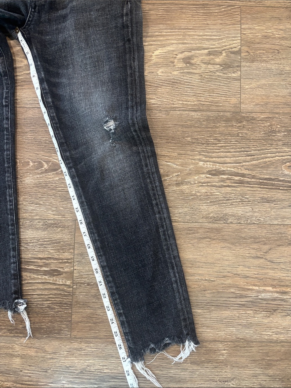 Moussy Vintage Glendele Skinny Distressed Raw Hem Jeans Black Womens Size 28 est - Picture 10 of 15